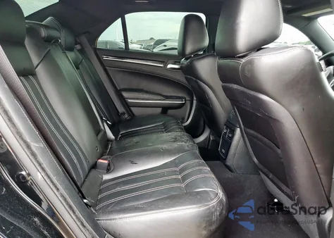 2022 Chrysler 300 S z USA, uszkodzony, nr VIN 2C3CCABG8NH256608